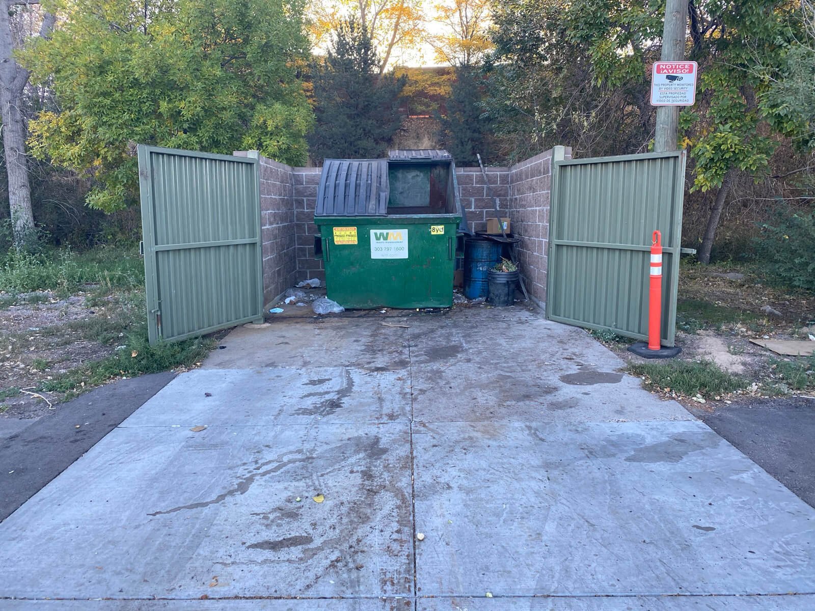 Dumpster Pad Cleaning 04