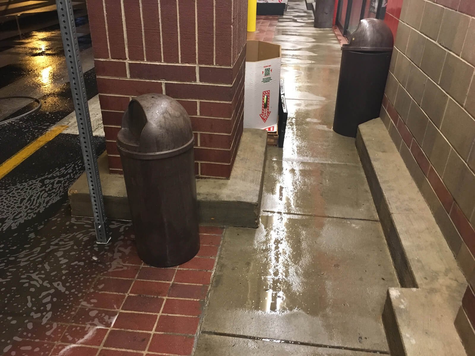 Sidewalk Cleaning 01