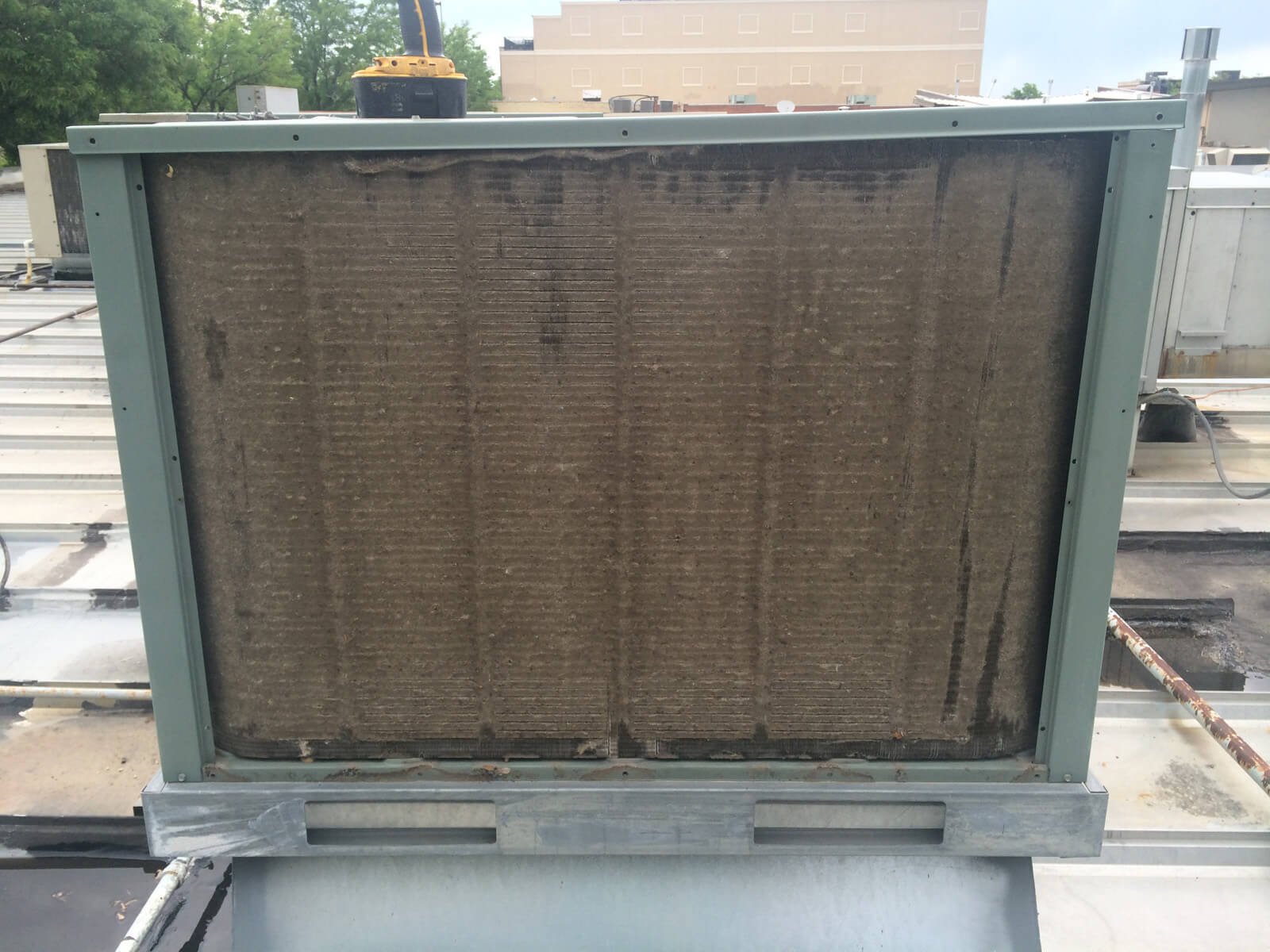 Condenser Coil Cleaning 01